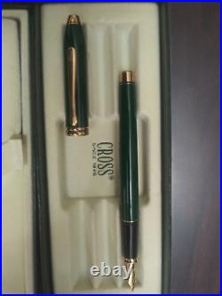 Cross Townsend Green Marble Fountain Pen 18k Gold Nib Fine point