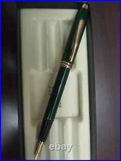 Cross Townsend Green Marble Fountain Pen 18k Gold Nib Fine point