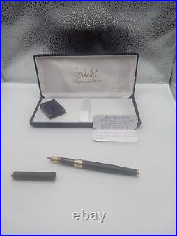 Delta Artigianni Scrittura Fountain Pen in Satin Black Fine Point -in Box
