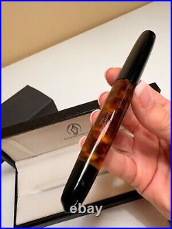 EDISON EXTENDED PEARL Fountain Pen Unique Black/Tortoise 18K nib Fine #P2211