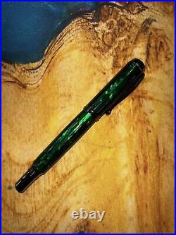 Green Abalone Fountain Pen Fine Nib