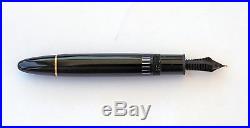 Montblanc Meisterstuck 149 pre-owned fountain pen with 14k fine point nib