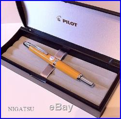 NEW Pilot Capless VANISHING POINT Deep Yellow Fine nib FCN1MRDYF from JAPAN