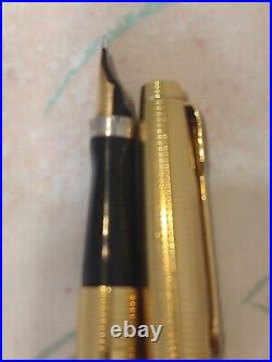 Parker 75 14k Gold Filled fountain Pen 14k Gold Fine Point Nib USA made