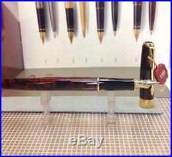 Parker Sonnet Premier Red Laque Fountain Pen FP Gold Trim 18k NIB Fine Point New