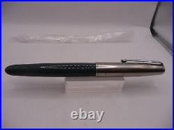 Parker Vintage 51 Special Gray Fountain Pen works-fine point