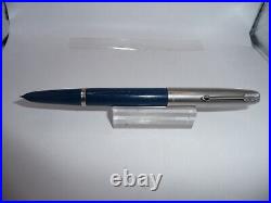 Parker Vintage 51 Squeeze Fill Blue Fountain Pen-working-fine point