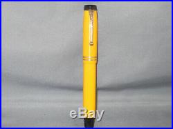 Parker Vintage Duofold Junior Fountain Pen-Yellow -fine point