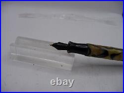 Parker Vintage Pearl and Black Ring Top Fountain pen-working-fine point