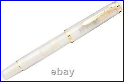 Pelikan M200 Golden Beryl Fountain Pen Fine Point #819695 New In Box