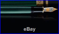 Pelikan Souveran M400 Fountain Pen Black & Green Gold Trim Fine Point 994855