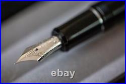 Pilot Custom Heritage 912 F Fine Point 14K Nib