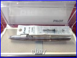Pilot Elite Silver Pocket Fountain Pen 18K-Wg Fine Point