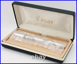 Pilot Namiki Sterling Collection Fountain Pen Dragon 18K Gold Fine Point