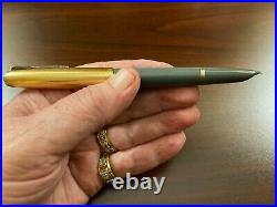 Rare Vintage (1946) Parker 51 Gray/gold Fine Point Vacuumatic Fountain Pen