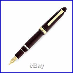 Sailor 1911 Large Realo Maroon Gold Trim 21K Gold Extra Fine Point Fountain Pen