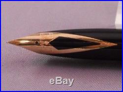 Sheaffer Targa Gold Geometric Fountain Pen-extra-fine point-NEW OLD STOCK-#1007