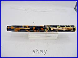 Univer by Sheaffer Vintage Flat Top Black and Pearl Fountain Pen-fine point